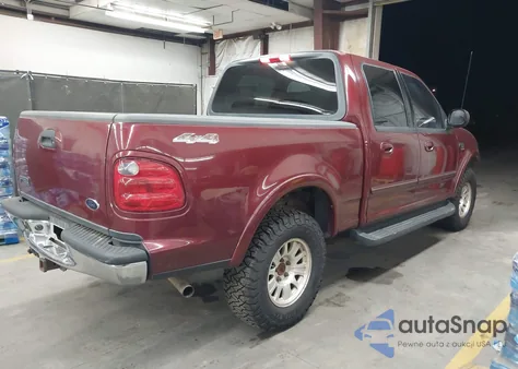 2003 Ford F-150 Lariat/Xlt из США, поврежденный, VIN 1FTRW08L83KC09385